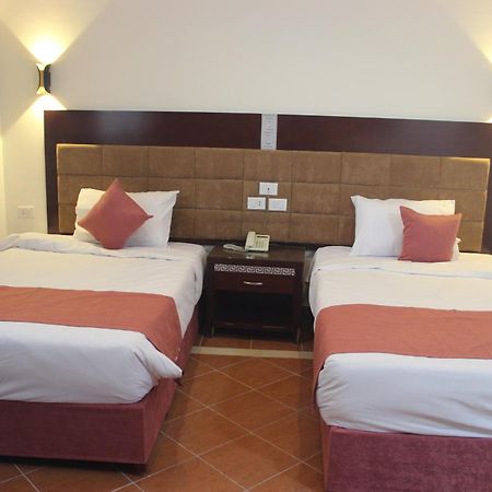 Green Desert Hotel Sadat City Buitenkant foto
