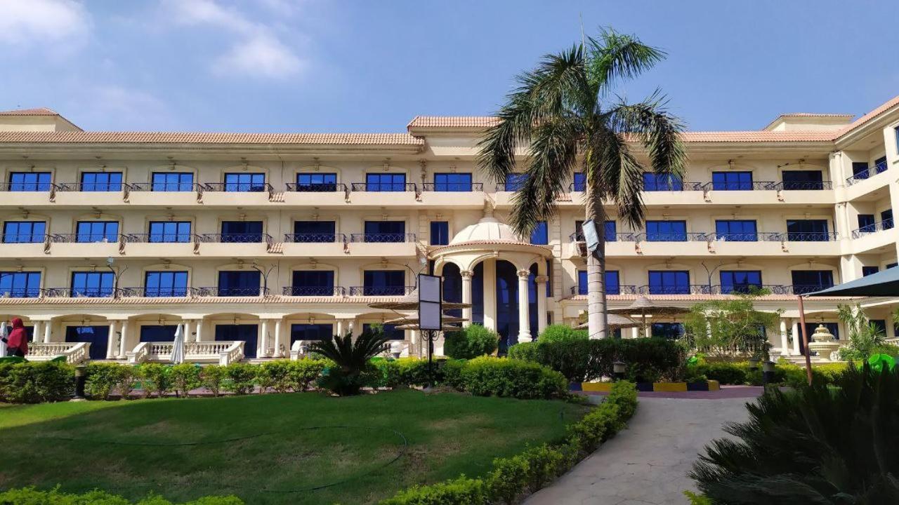 Green Desert Hotel Sadat City Buitenkant foto