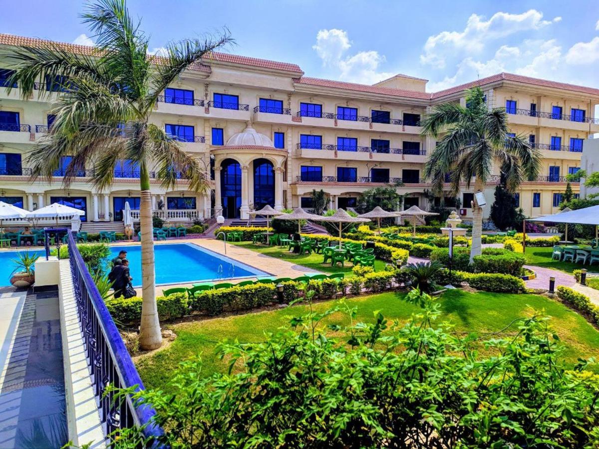 Green Desert Hotel Sadat City Buitenkant foto