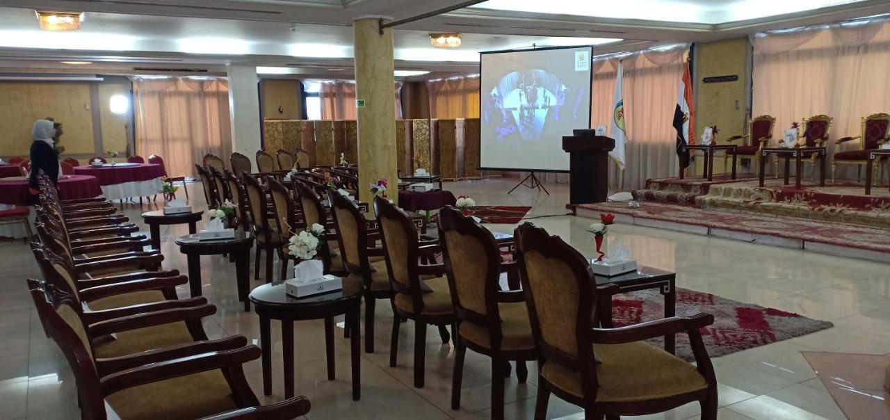 Green Desert Hotel Sadat City Buitenkant foto