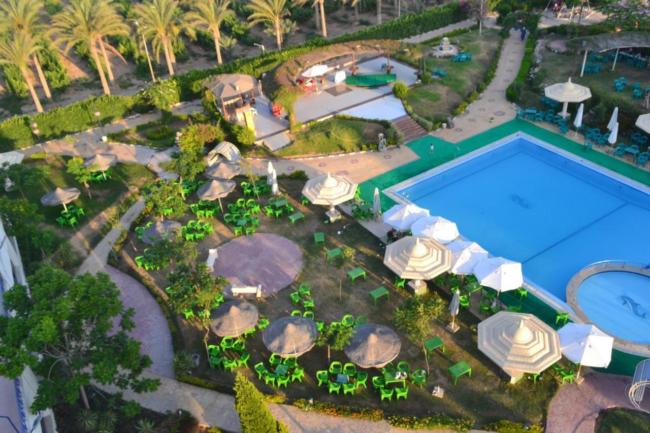 Green Desert Hotel Sadat City Buitenkant foto