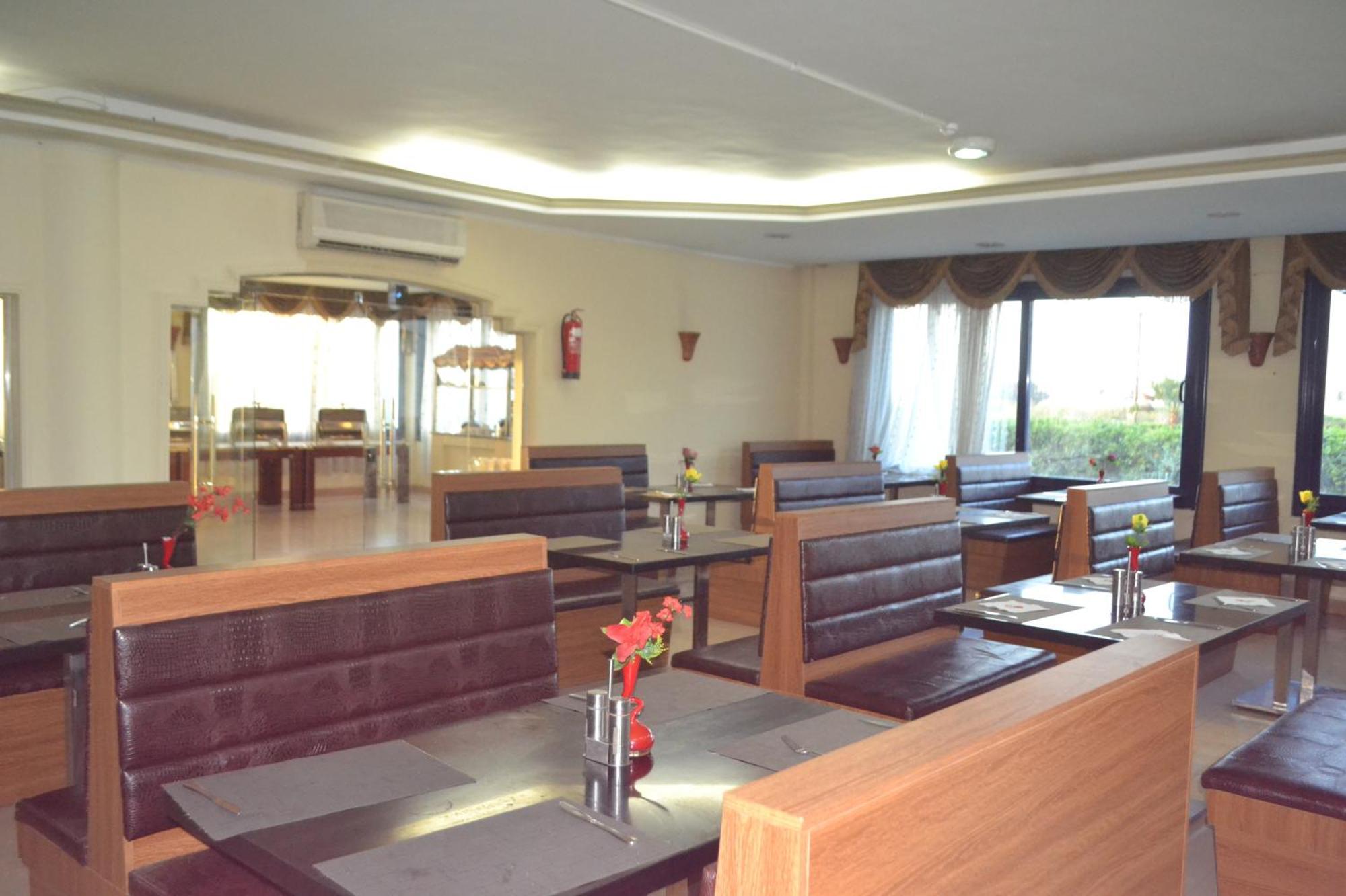 Green Desert Hotel Sadat City Buitenkant foto
