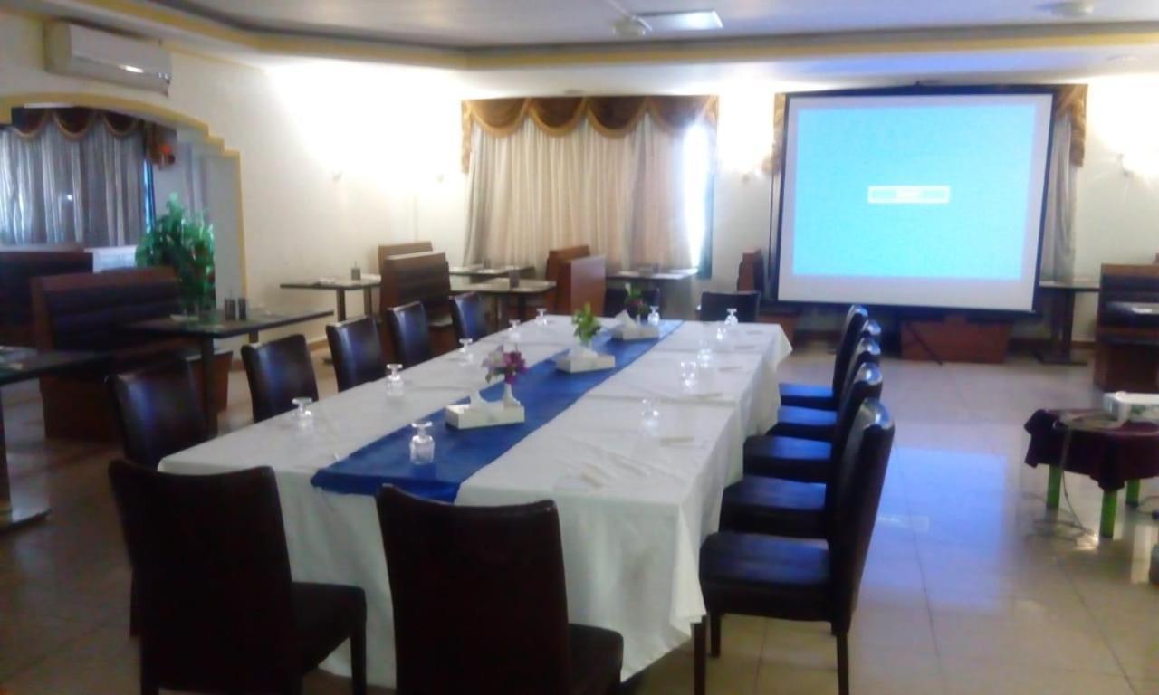 Green Desert Hotel Sadat City Buitenkant foto