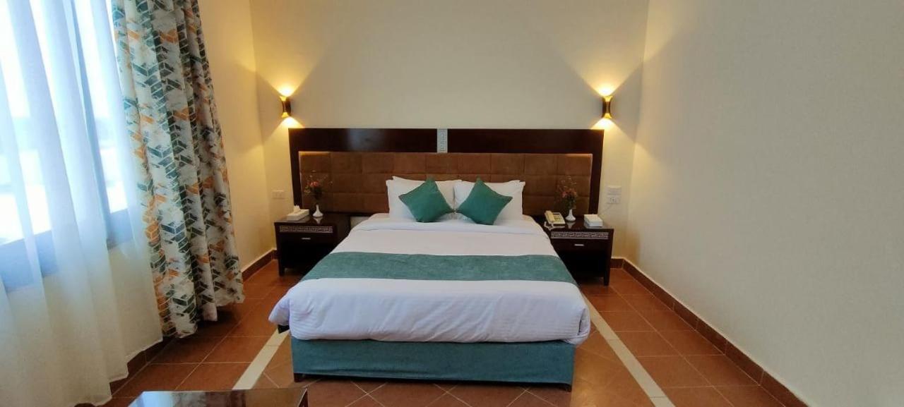 Green Desert Hotel Sadat City Buitenkant foto